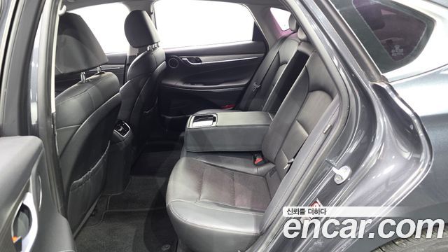 Hyundai Grandeur 2018 — photo 18