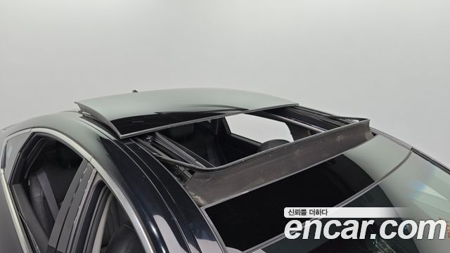 Genesis G80 2017 — photo 15