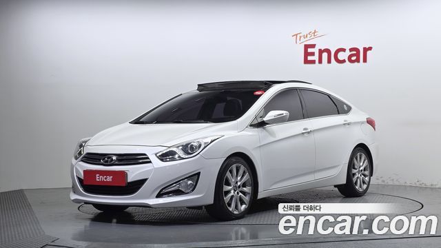 Hyundai i40 2012 — photo 1