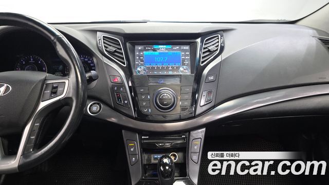 Hyundai i40 2012 — photo 20