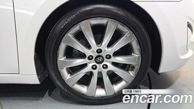 Hyundai i40 2012 — photo 7