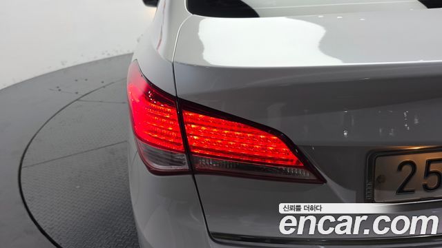 Hyundai i40 2012 — photo 9