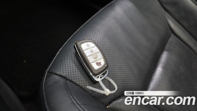 Hyundai i40 2012 — photo 27