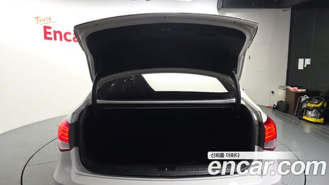 Hyundai i40 2012 — photo 30