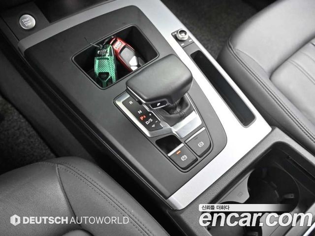 Audi Q5 2021 — photo 9