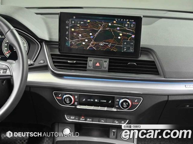 Audi Q5 2021 — photo 14
