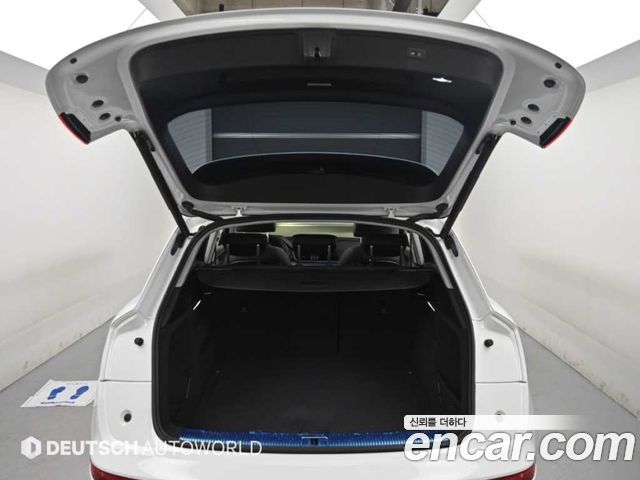 Audi Q5 2021 — photo 19