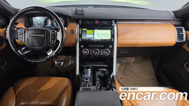 Land Rover Discovery 2018 — photo 7