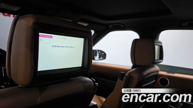 Land Rover Discovery 2018 — photo 19
