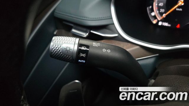 Genesis G80 2021 — photo 33