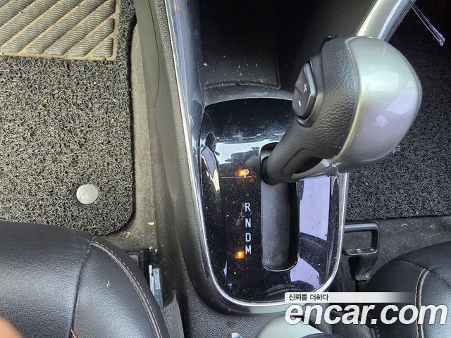 Chevrolet Korea Trax 2017 — photo 12