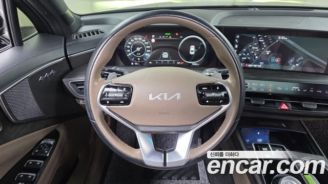Kia K8 2023 — photo 20