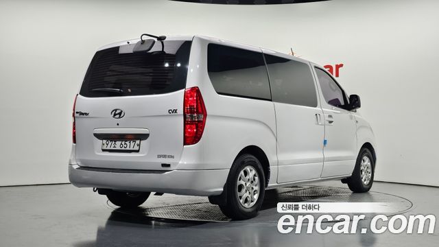 Hyundai Starex 2014 — photo 2
