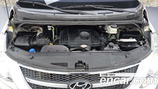 Hyundai Starex 2014 — photo 6