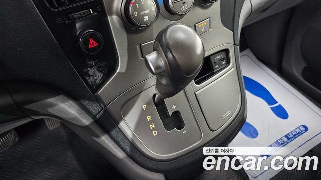 Hyundai Starex 2014 — photo 12