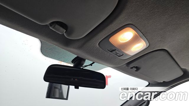 Hyundai Starex 2014 — photo 23