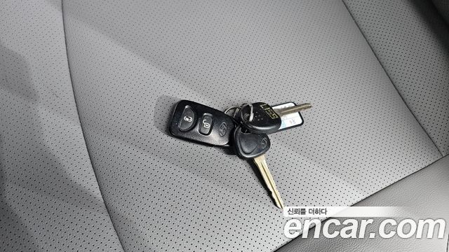 Hyundai Starex 2014 — photo 24