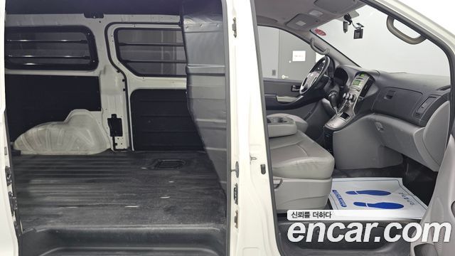 Hyundai Starex 2014 — photo 16