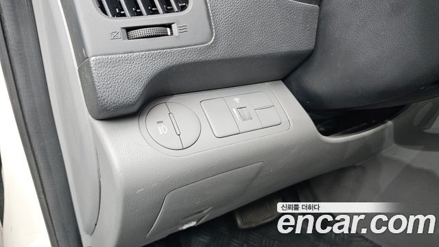 Hyundai Starex 2014 — photo 29