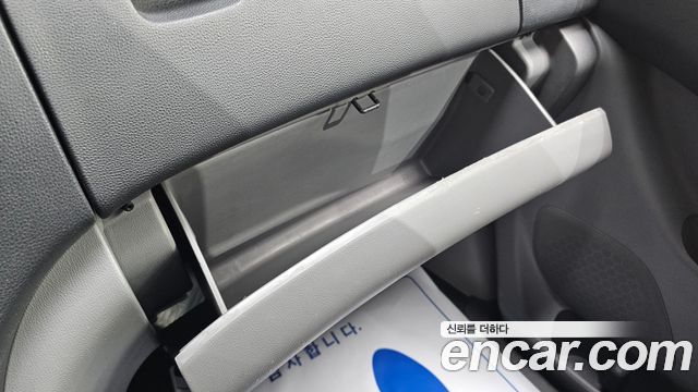 Hyundai Starex 2014 — photo 32