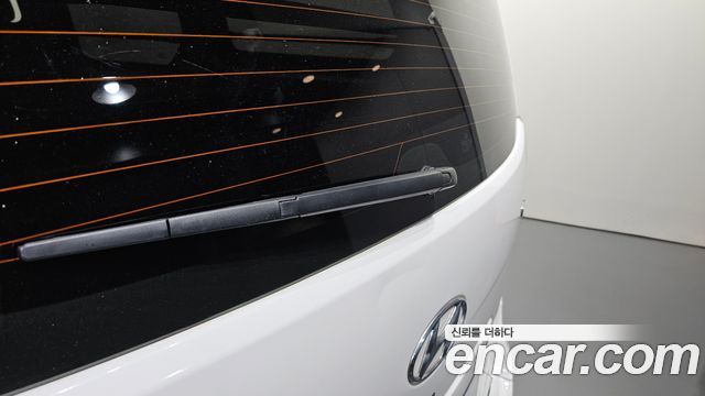 Hyundai Starex 2014 — photo 33
