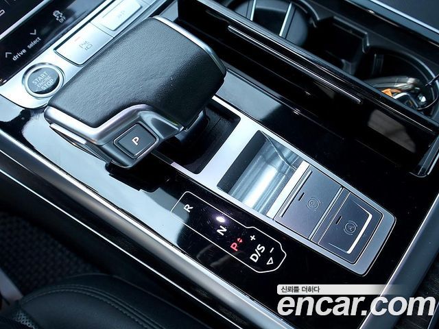 Audi Q7 2021 — photo 7