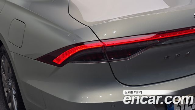 Hyundai Grandeur 2021 — photo 9