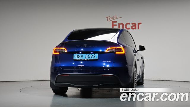 Tesla Model Y 2022 — photo 4
