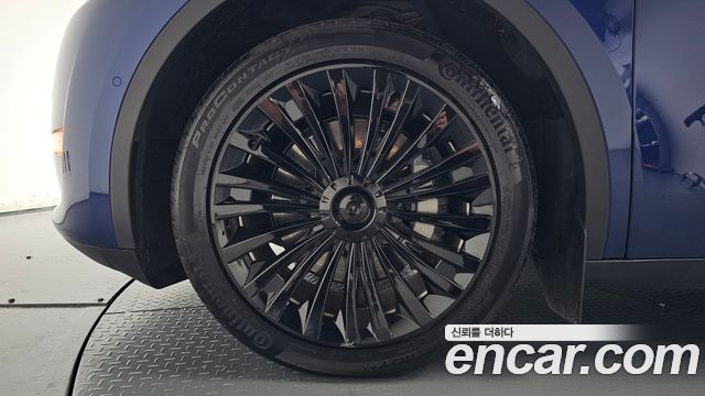 Tesla Model Y 2022 — photo 5