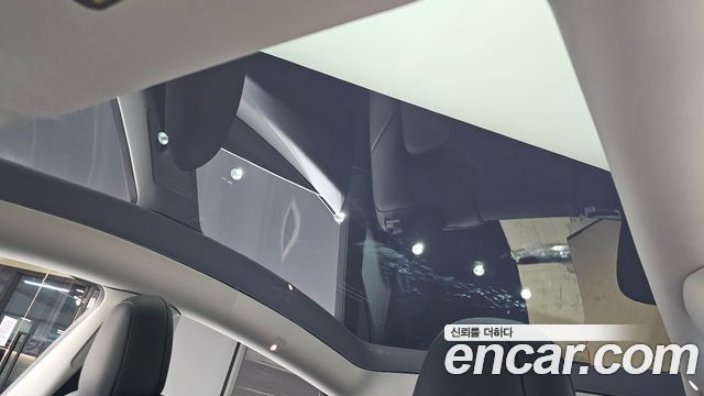 Tesla Model Y 2022 — photo 24