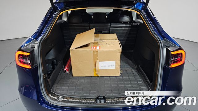 Tesla Model Y 2022 — photo 26