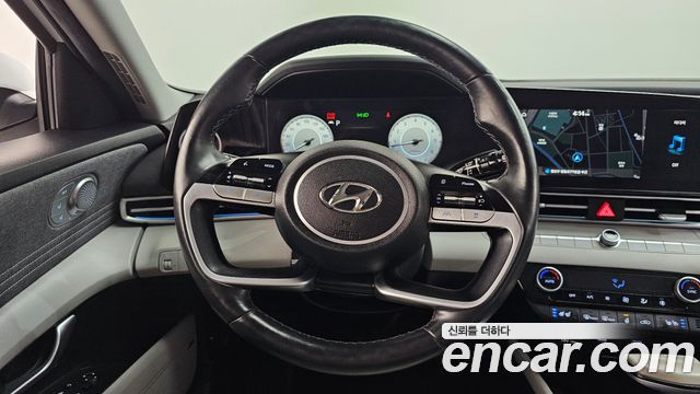 Hyundai AVANTE 2023 — photo 13