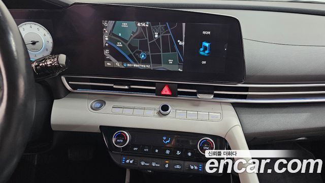 Hyundai AVANTE 2023 — photo 14