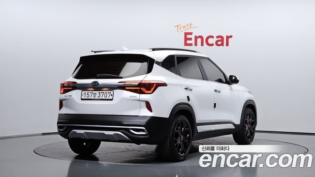 Kia Seltos 2020 — photo 2