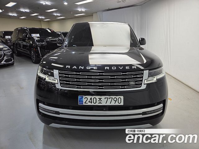 Land Rover Range Rover 2024 — photo 1
