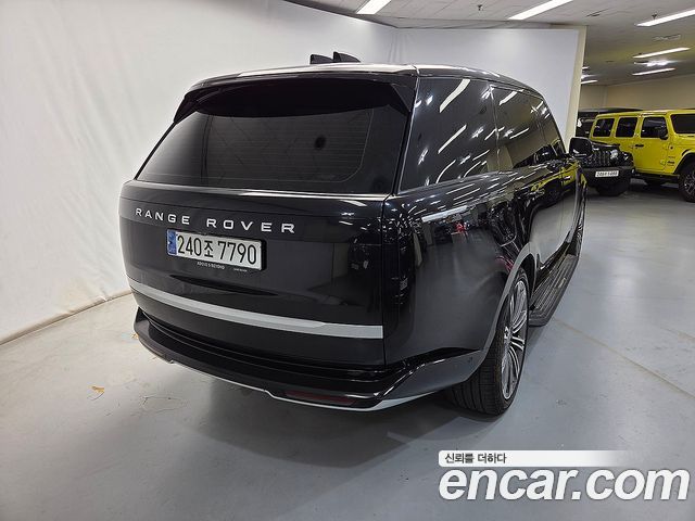 Land Rover Range Rover 2024 — photo 4