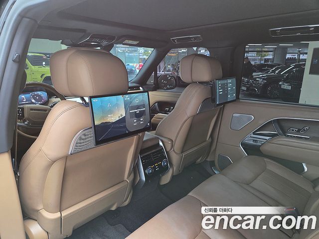 Land Rover Range Rover 2024 — photo 17