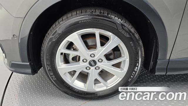 Audi Q3 2023 — photo 5