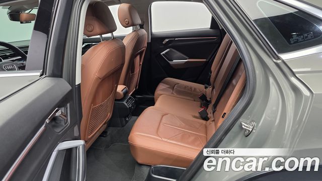 Audi Q3 2023 — photo 16