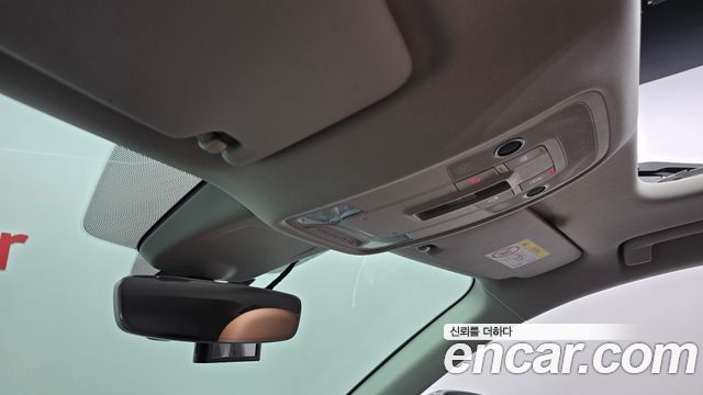 Audi Q3 2023 — photo 34