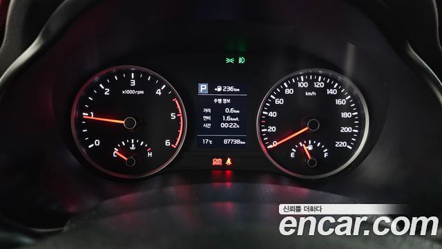 Kia Stonic 2019 — photo 11