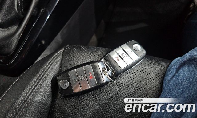 Kia Stonic 2019 — photo 27