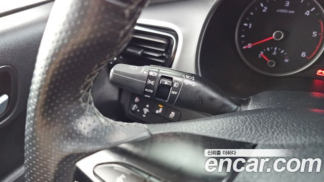 Kia Stonic 2019 — photo 31