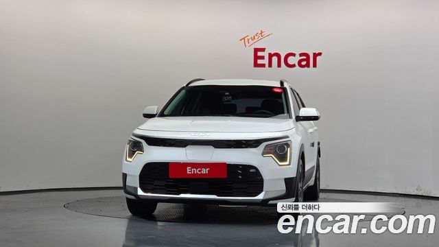 Kia Niro 2023 — photo 3