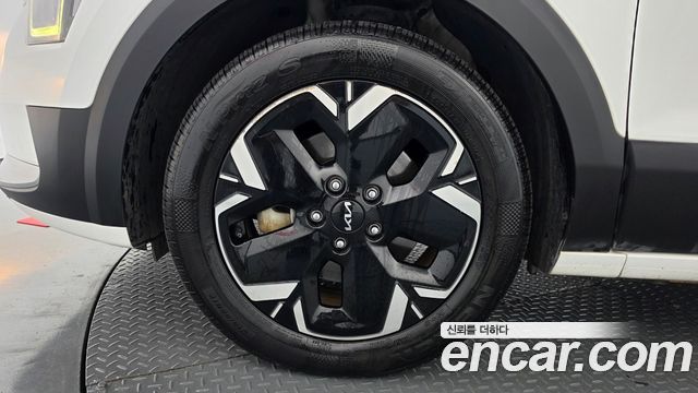 Kia Niro 2023 — photo 5