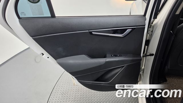 Kia Niro 2023 — photo 15