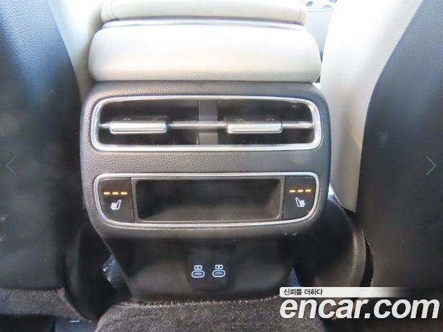 Genesis GV70 2025 — photo 9