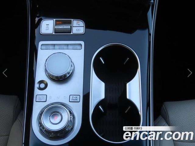 Genesis GV70 2025 — photo 14