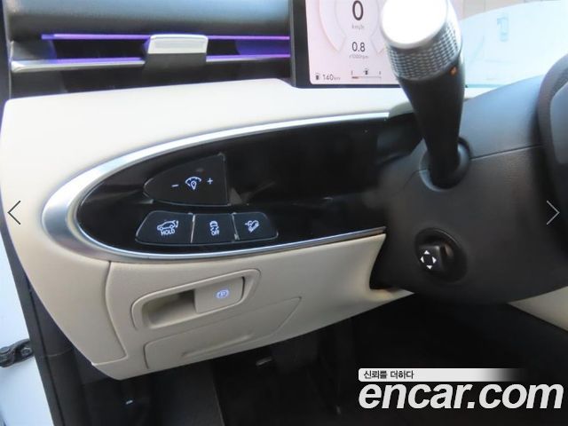 Genesis GV70 2025 — photo 16