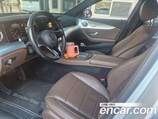 Mercedes-Benz E-Class 2021 — photo 7